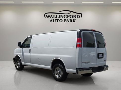 Used 2017 GMC Savana 2500 RWD image 6