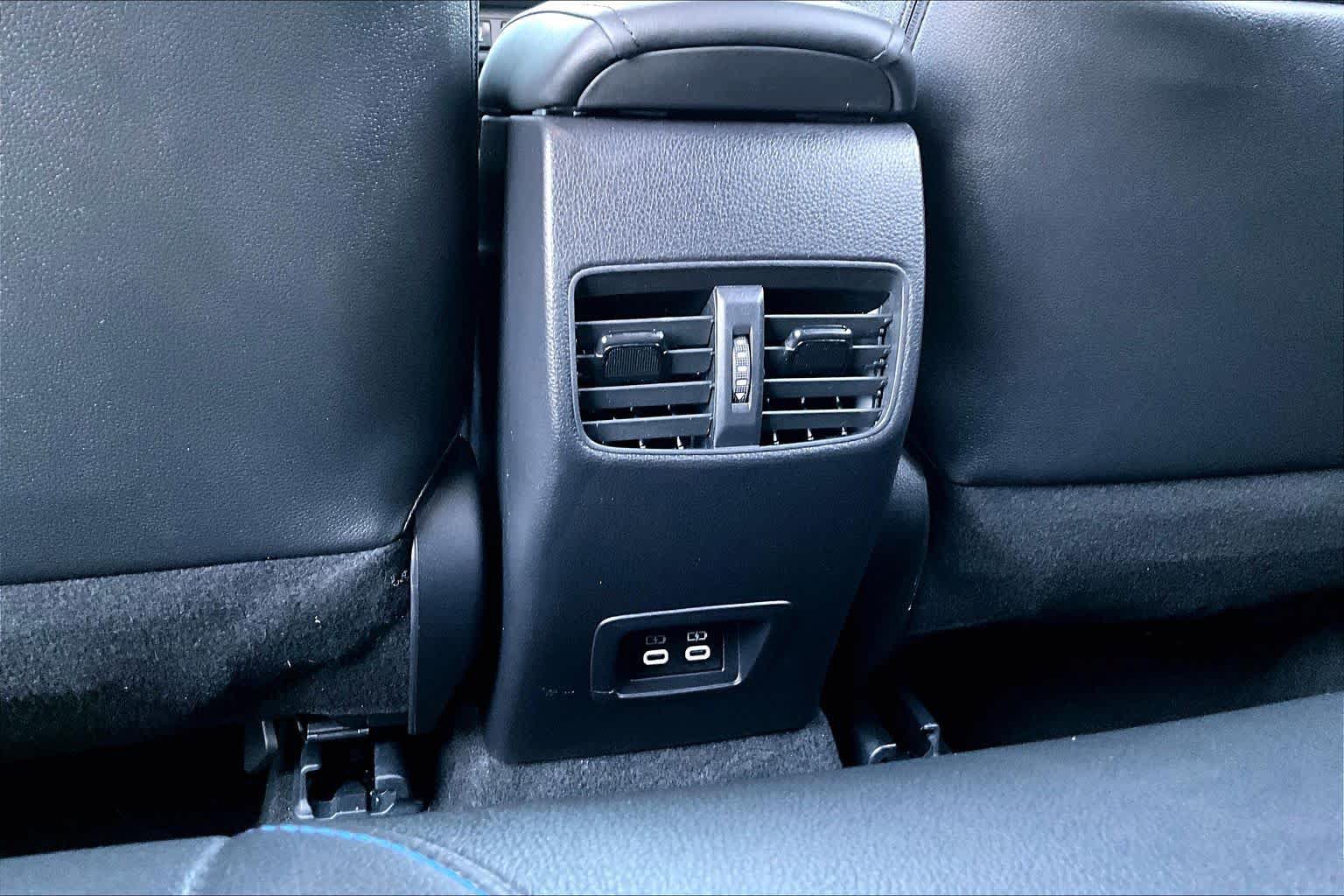 Used 2024 Toyota Corolla Cross AWD Hybrid w/ Convenience Package image 33