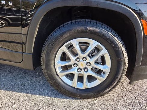 Certified 2023 Chevrolet Traverse LS w/ Safety Package FWD image 27