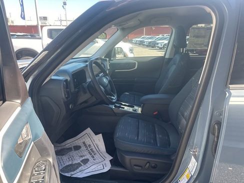 New 2025 Ford Bronco Sport Heritage w/ Convenience Package image 16