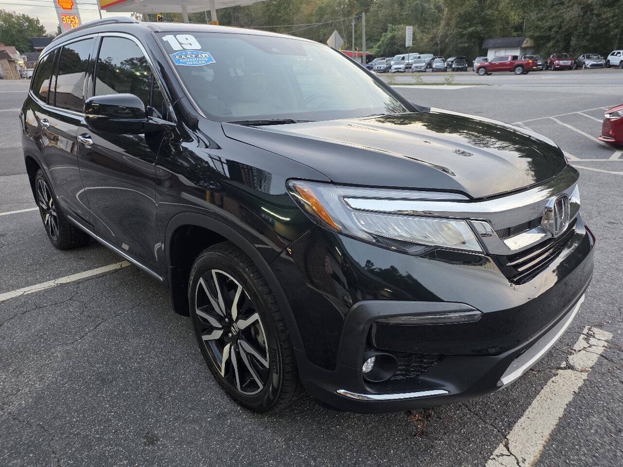 Used 2019 Honda Pilot Touring image 8