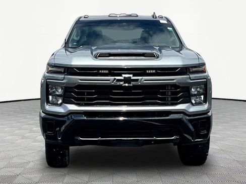 Used 2024 Chevrolet Silverado 2500 Custom w/ Custom Value Package AWD/4WD image 2