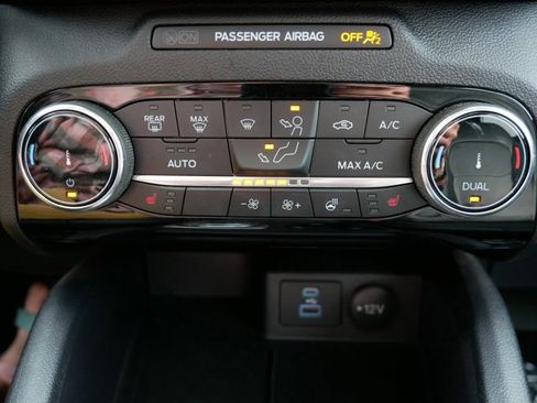 Certified 2022 Ford Escape SEL image 5