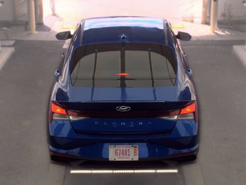 Used 2023 Hyundai Elantra SEL w/ Convenience Package FWD image 7