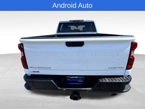 Used 2022 Chevrolet Silverado 2500 Custom w/ Custom Value Package AWD/4WD image 4
