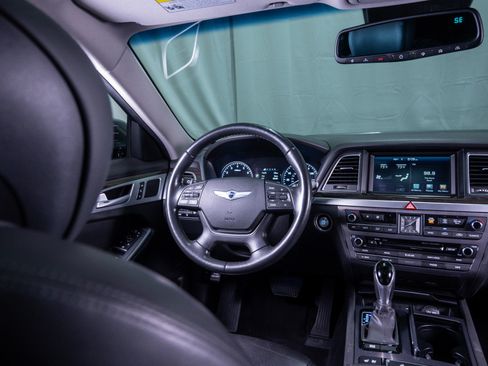 Used 2015 Hyundai Genesis 3.8 w/ Option Group 02 image 13