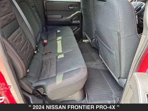 Used 2024 Nissan Frontier PRO-4X w/ Technology Package AWD/4WD image 31
