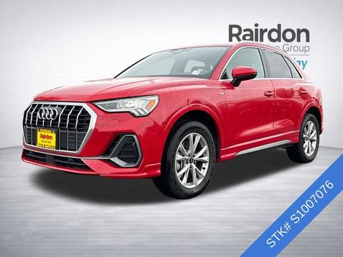 Used 2025 Audi Q3 2.0T Premium AWD/4WD image 3