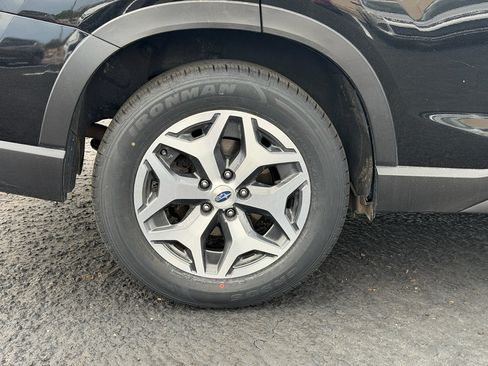Used 2022 Subaru Forester Premium AWD/4WD image 4