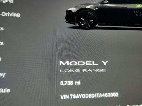 Used 2026 Tesla Model Y 2WD image 56