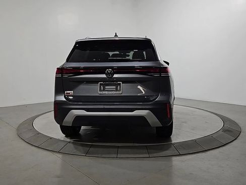 New 2026 Volkswagen Tiguan SE AWD/4WD image 4