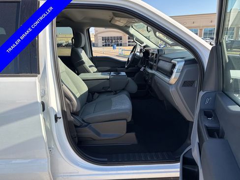 Used 2025 Ford F250 XLT image 14