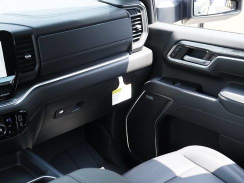 Used 2026 Chevrolet Silverado 3500 LTZ w/ LTZ Convenience Package AWD/4WD image 20
