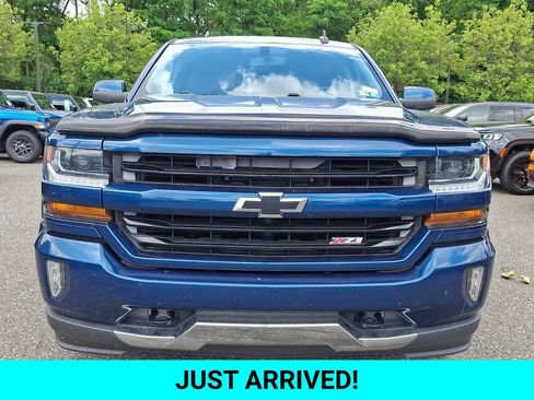 Used 2017 Chevrolet Silverado 1500 LT w/ All Star Edition AWD/4WD image 2
