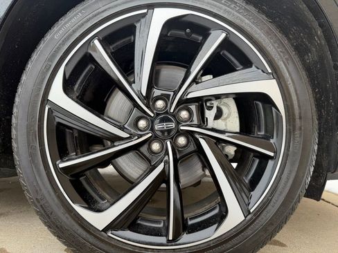 Used 2024 Lincoln Corsair Grand Touring w/ Equipment Group 301A image 28