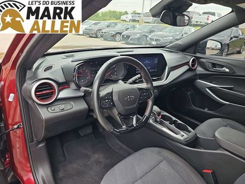 Used 2024 Chevrolet Trax RS w/ Driver Confidence Package FWD image 10