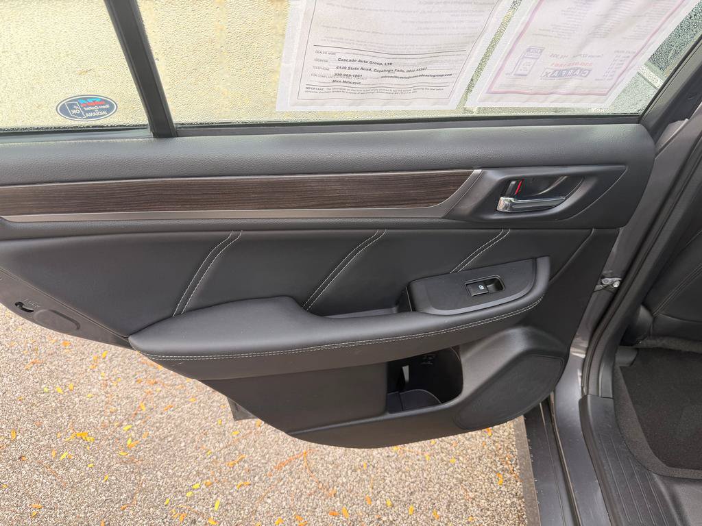 Used 2019 Subaru Legacy 2.5i Limited AWD/4WD image 10