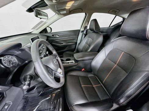 Used 2022 Nissan Altima 2.5 SR AWD/4WD image 3