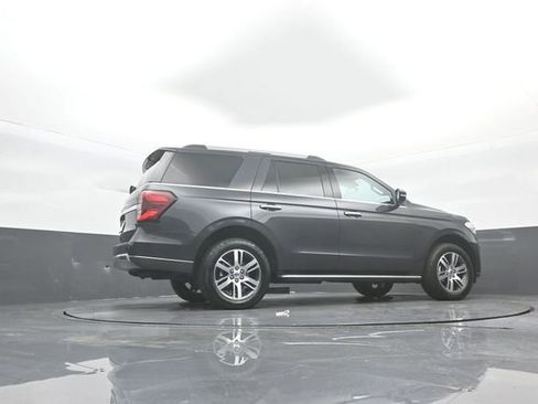 Used 2022 Ford Expedition Limited AWD/4WD image 40