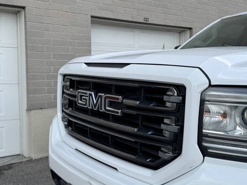 Used 2017 GMC Sierra 1500 SLT w/ All Terrain Package AWD/4WD image 12