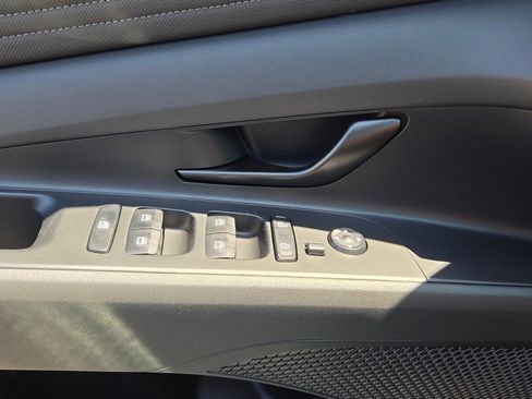 New 2026 Hyundai Elantra Sport FWD image 27