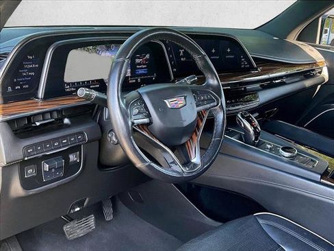 Used 2021 Cadillac Escalade ESV Premium Luxury w/ Driver Assist Tech Package AWD/4WD image 14