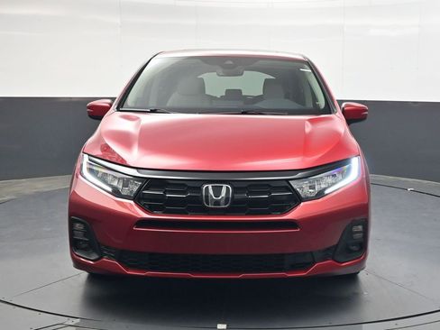 New 2026 Honda Odyssey Touring image 9
