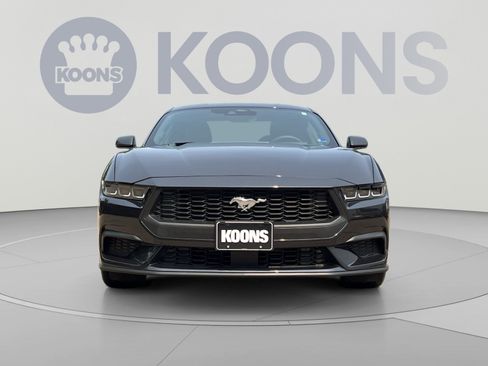 Used 2024 Ford Mustang Coupe RWD image 11