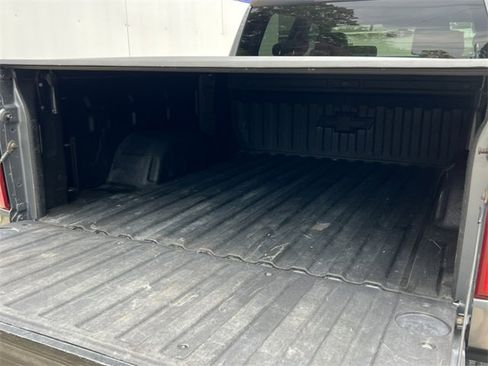 Used 2020 Chevrolet Silverado 1500 RST w/ Z71 Off-Road Package image 11