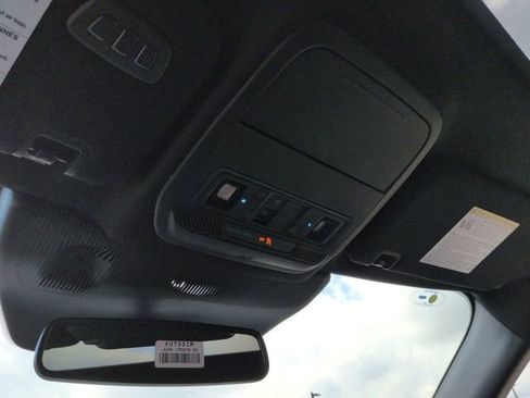 New 2026 Ford Explorer Platinum image 22