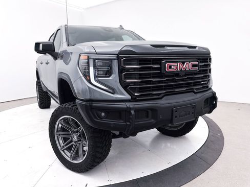 Used 2024 GMC Sierra 1500 AT4X AWD/4WD image 10