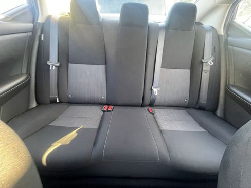 Used 2025 Nissan Sentra SV image 43