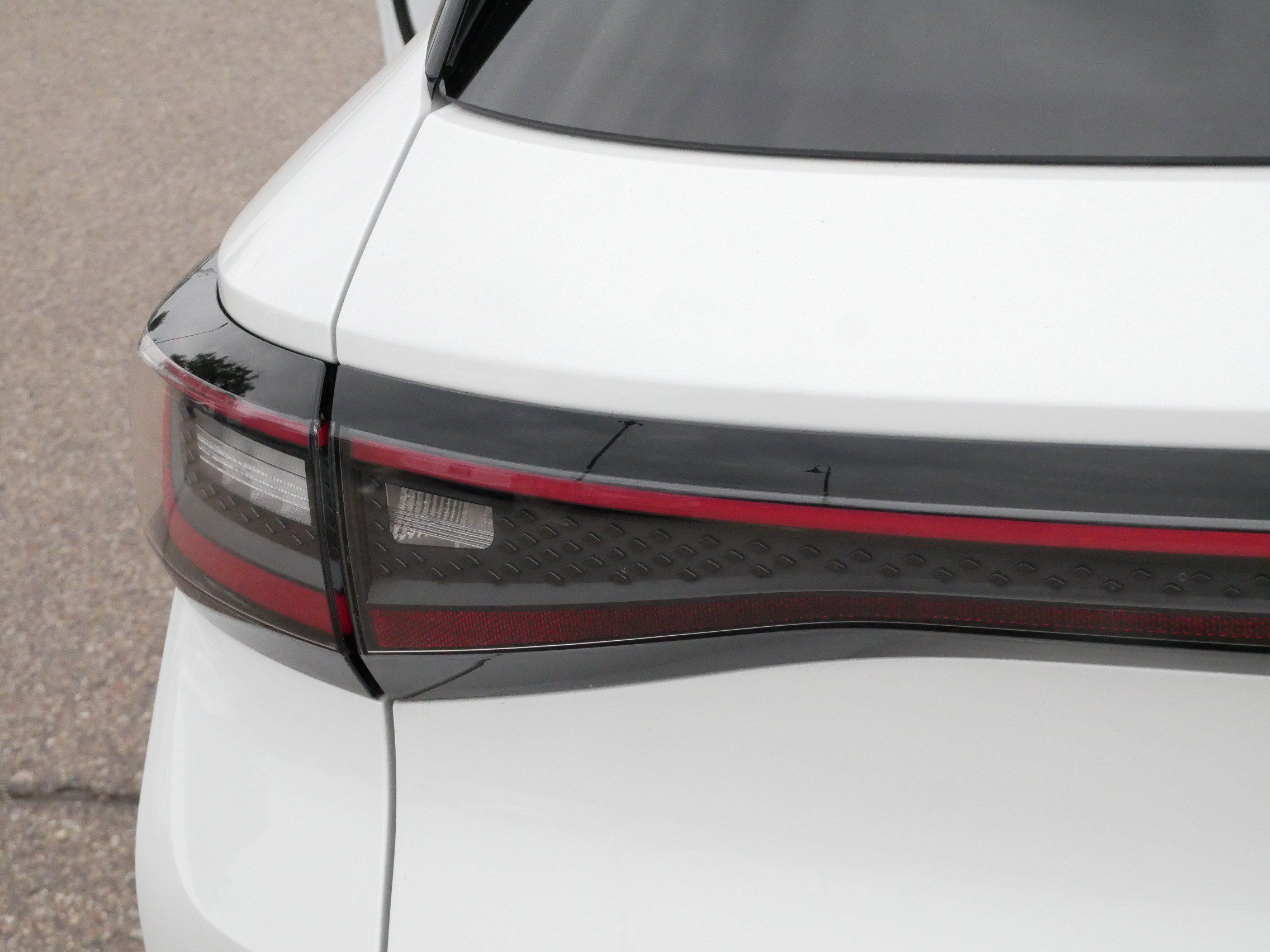 Certified 2023 Volkswagen ID.4 Pro S Plus AWD/4WD image 17
