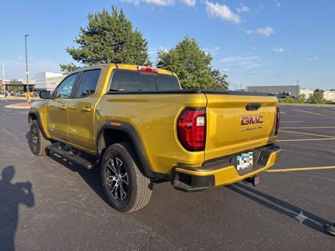 Used 2023 GMC Canyon AT4 w/ AT4 Premium Package AWD/4WD image 3
