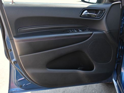 Used 2025 Dodge Durango GT AWD/4WD image 14