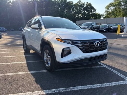 Used 2024 Hyundai Tucson SEL AWD/4WD image 3