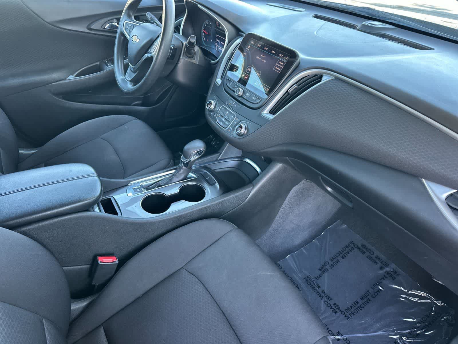 Used 2023 Chevrolet Malibu LT FWD image 16