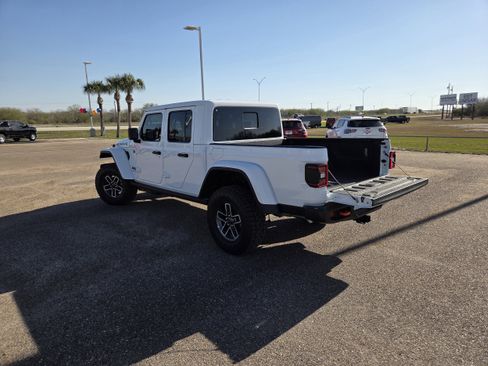 New 2026 Jeep Gladiator Mojave image 27