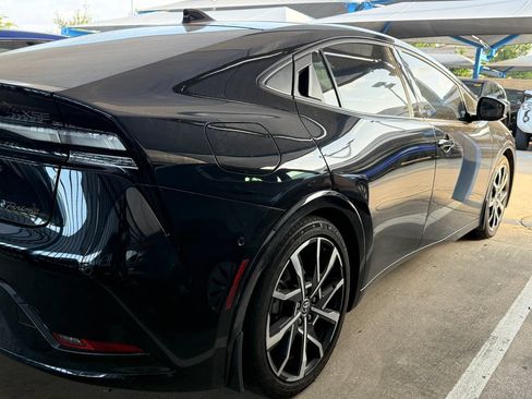 Used 2024 Toyota Prius Prime Premium w/ Advanced Technology Package FWD image 6