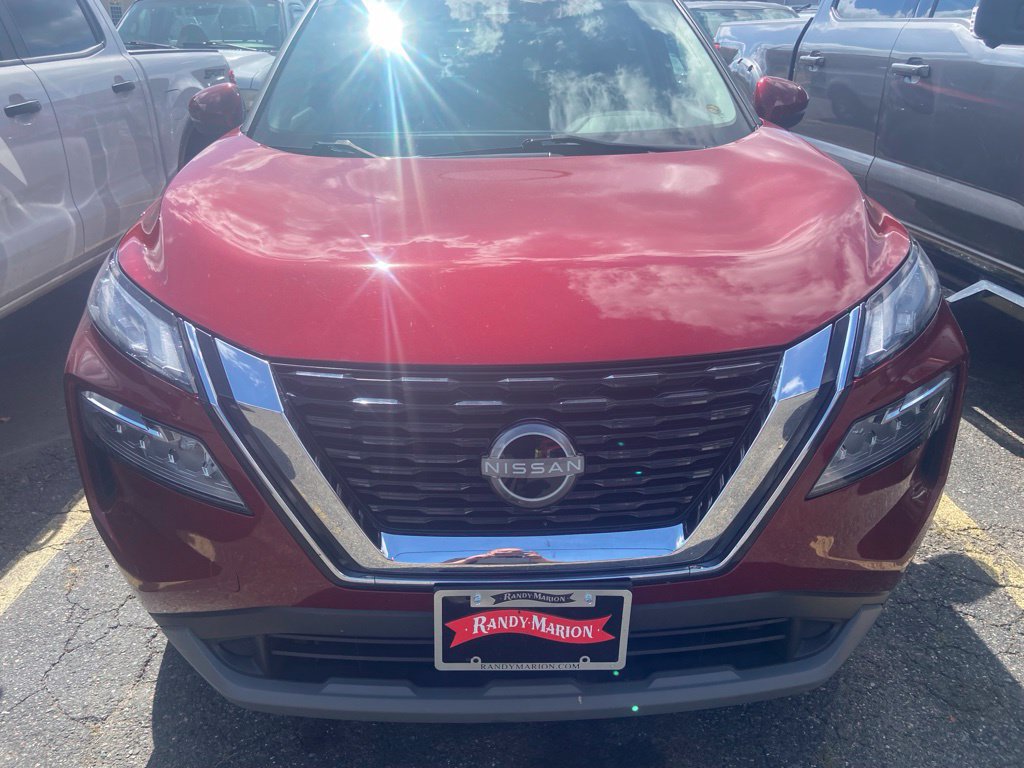 Used 2023 Nissan Rogue SV w/ SV Premium Package AWD/4WD image 5