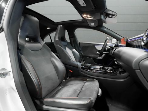 Used 2022 Mercedes-Benz CLA 35 AMG 4MATIC image 38