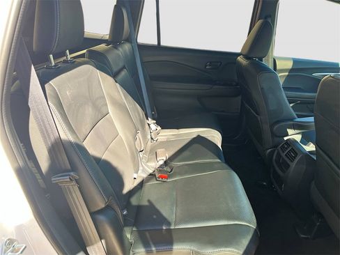 Used 2023 Honda Passport EX-L image 27