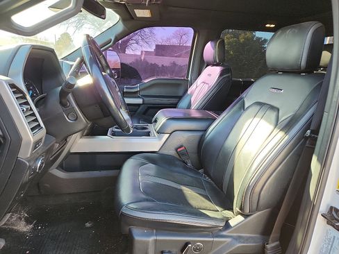 Used 2019 Ford F250 Platinum w/ Platinum Ultimate Package image 11