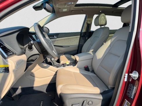 Used 2018 Hyundai Tucson Limited w/ Ultimate Package 02 FWD image 10