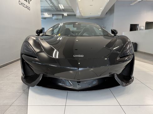 Used 2019 McLaren 570S image 12