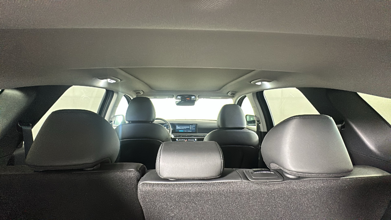 Certified 2025 Hyundai Tucson SEL AWD/4WD image 32