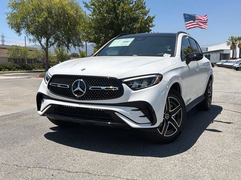 New 2026 Mercedes-Benz GLC 300 4MATIC image 2