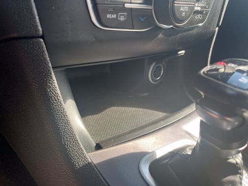 Used 2022 Dodge Charger SXT w/ Cold Weather Package AWD/4WD image 30