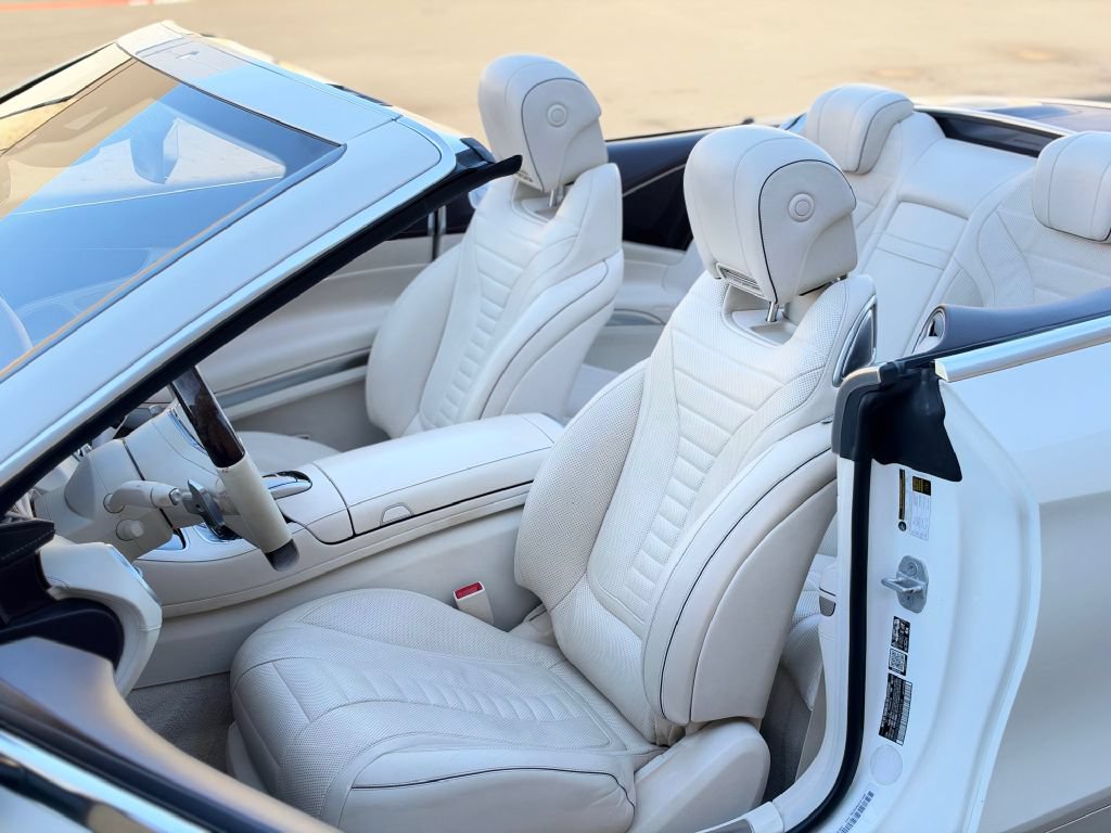 Used 2018 Mercedes-Benz S 560 Cabriolet image 20