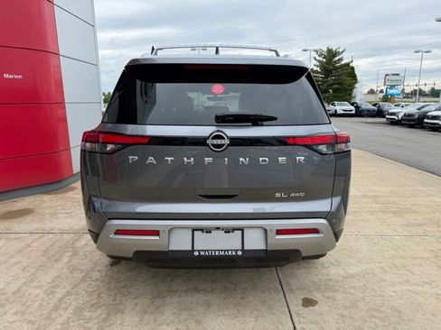 Certified 2025 Nissan Pathfinder SL AWD/4WD image 5